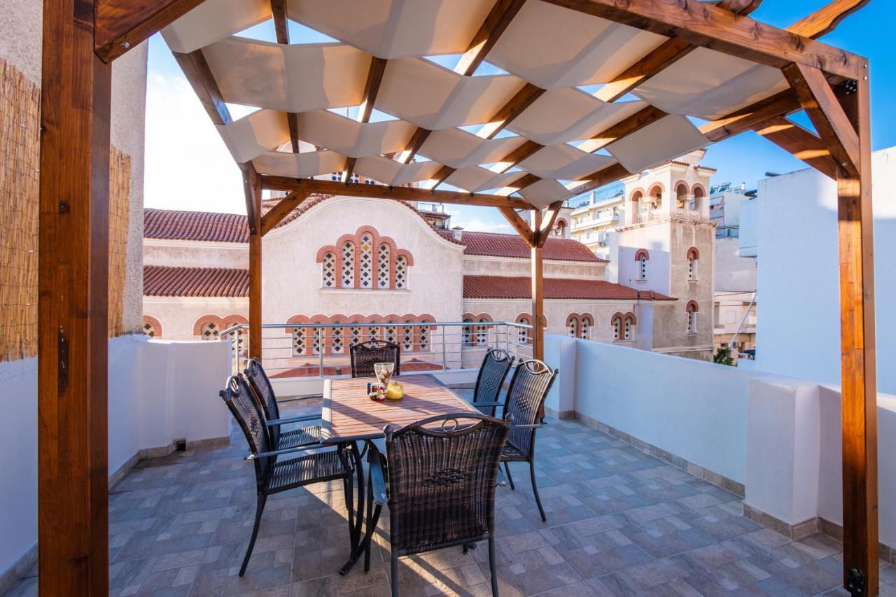 Urban Lifestyle Apartment In Piraeus Exterior photo