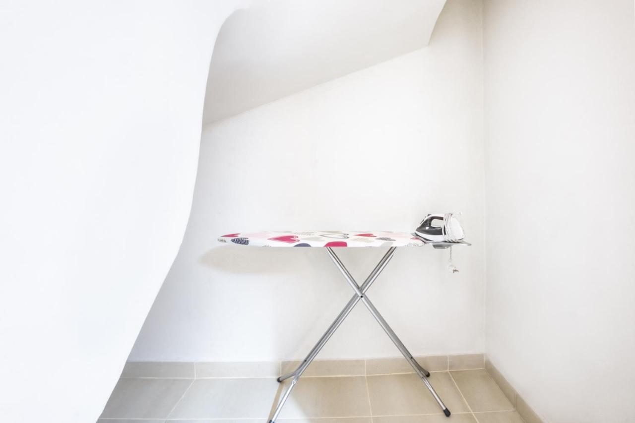 Urban Lifestyle Apartment In Piraeus Exterior photo
